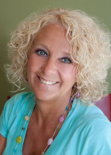 Bettina Boling