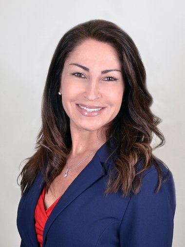 Lora Brennan