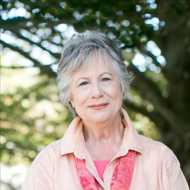 Lynn Creighton