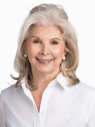 Elizabeth Lorenzo