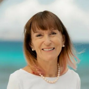 Fiona Stuart