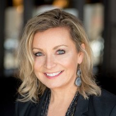 Janelle Dennis