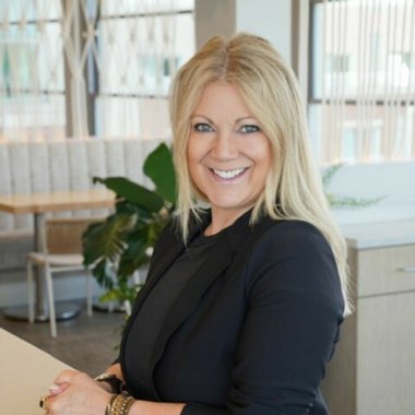 Julie Doss
