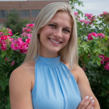 Nicole Cosenza