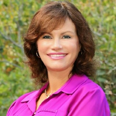 Laura Wucher