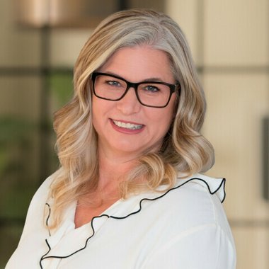 Angela Yoder