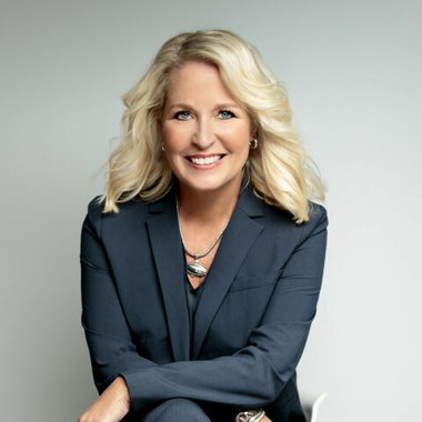 Lisa Hedge