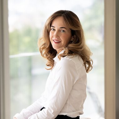 Aline Hoelzle