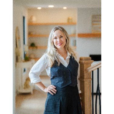 Becca Hollis