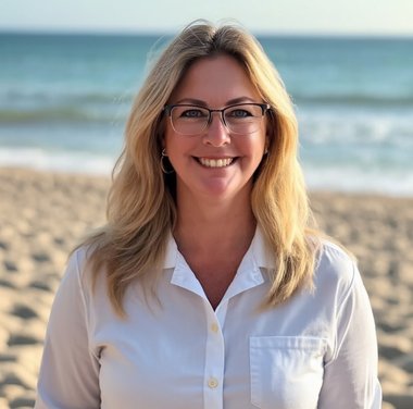 Lisa Ball