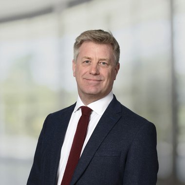Agent immobilier Simon Henkel | JamesEdition