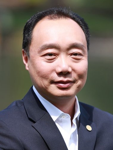Michael Zhang