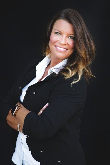 Stephanie Wallace