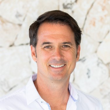 Daniel Arenas Øe