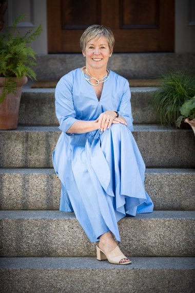 Leslie Adam