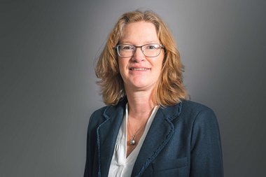 Clare Bicker-Caarten