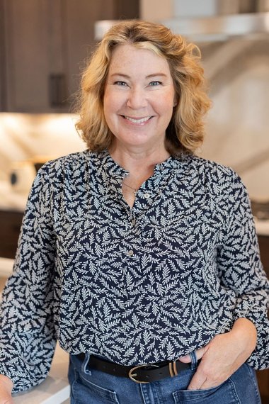 Carrie Holmes
