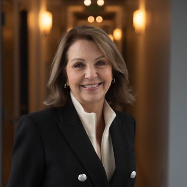 Debbie Nisson
