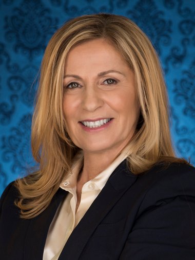 Angela Pfisterer