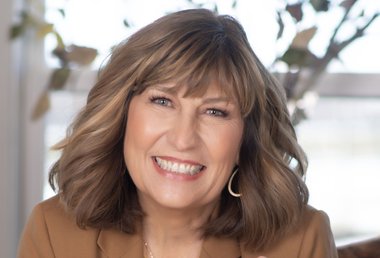 Christine Dunn