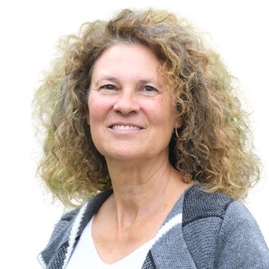 Cláudia Martins Saraiva