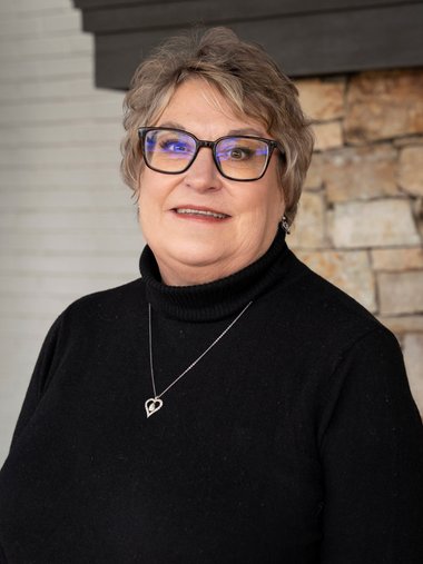 Donna Waugh-Robinson