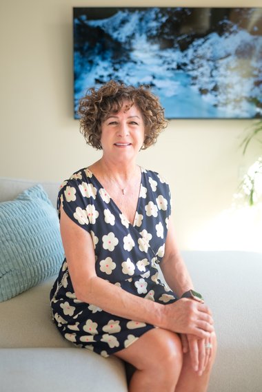 Connie Bezeredi