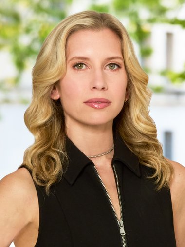 Amanda Kahn