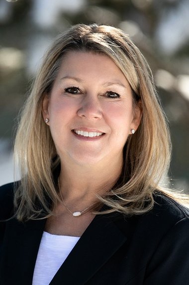 Christine Bond