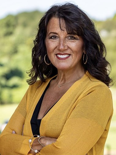 Wendy Eaves