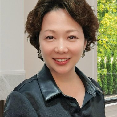Elaine Zhou