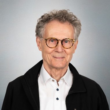 Tim Rhodes