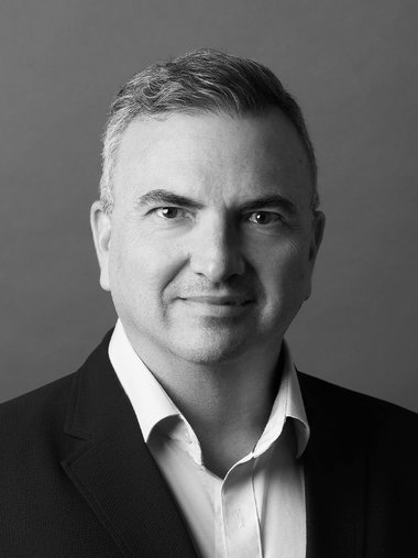 Daniel Schneider
