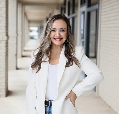 Kelsey Mann Long