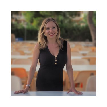 Phoebe sales@evoheresorts.com