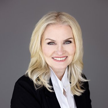 Louise McKnight