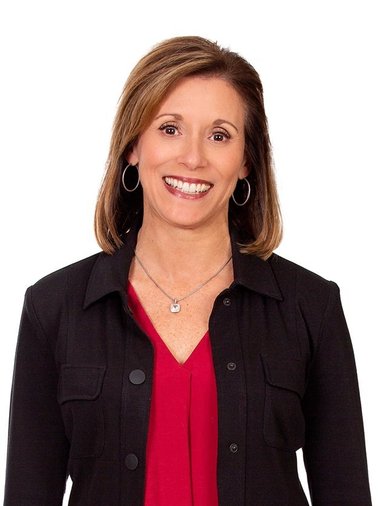 Dayna Pelle