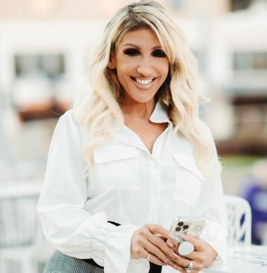 Bonnie Almarez -
