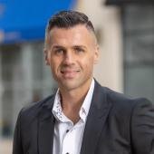 Artur Guney -