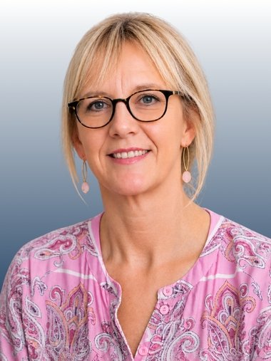 Jo Thomas