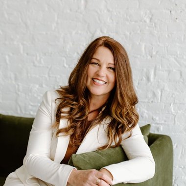Shawna Wolfe