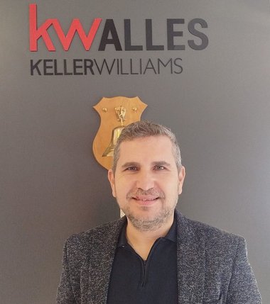 Erol Barış