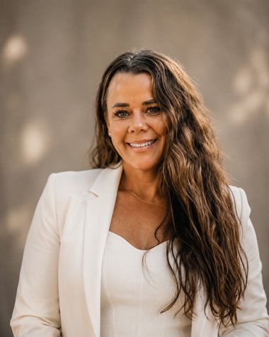Abby Helander -