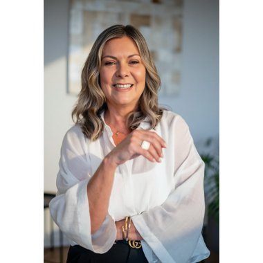 Cleo Sommer Araujo