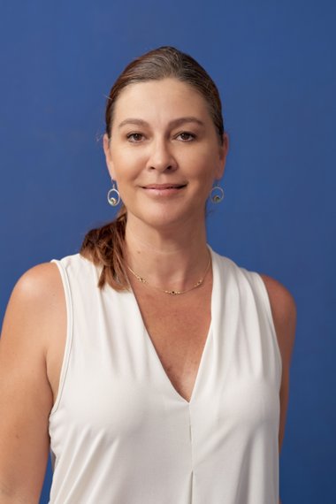Jennifer Hirst