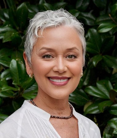 Lynda Moore