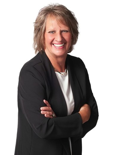 Shirley Noles