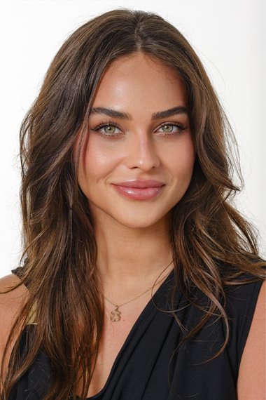 Farah Flores