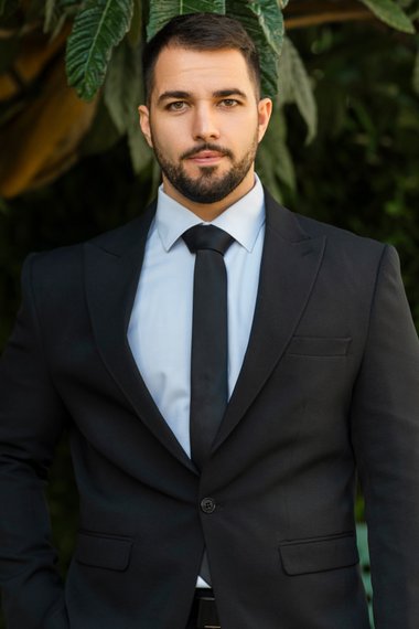 Dinu Dariy -