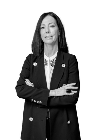 Nerea Uribe-Etxebarria Apalageti